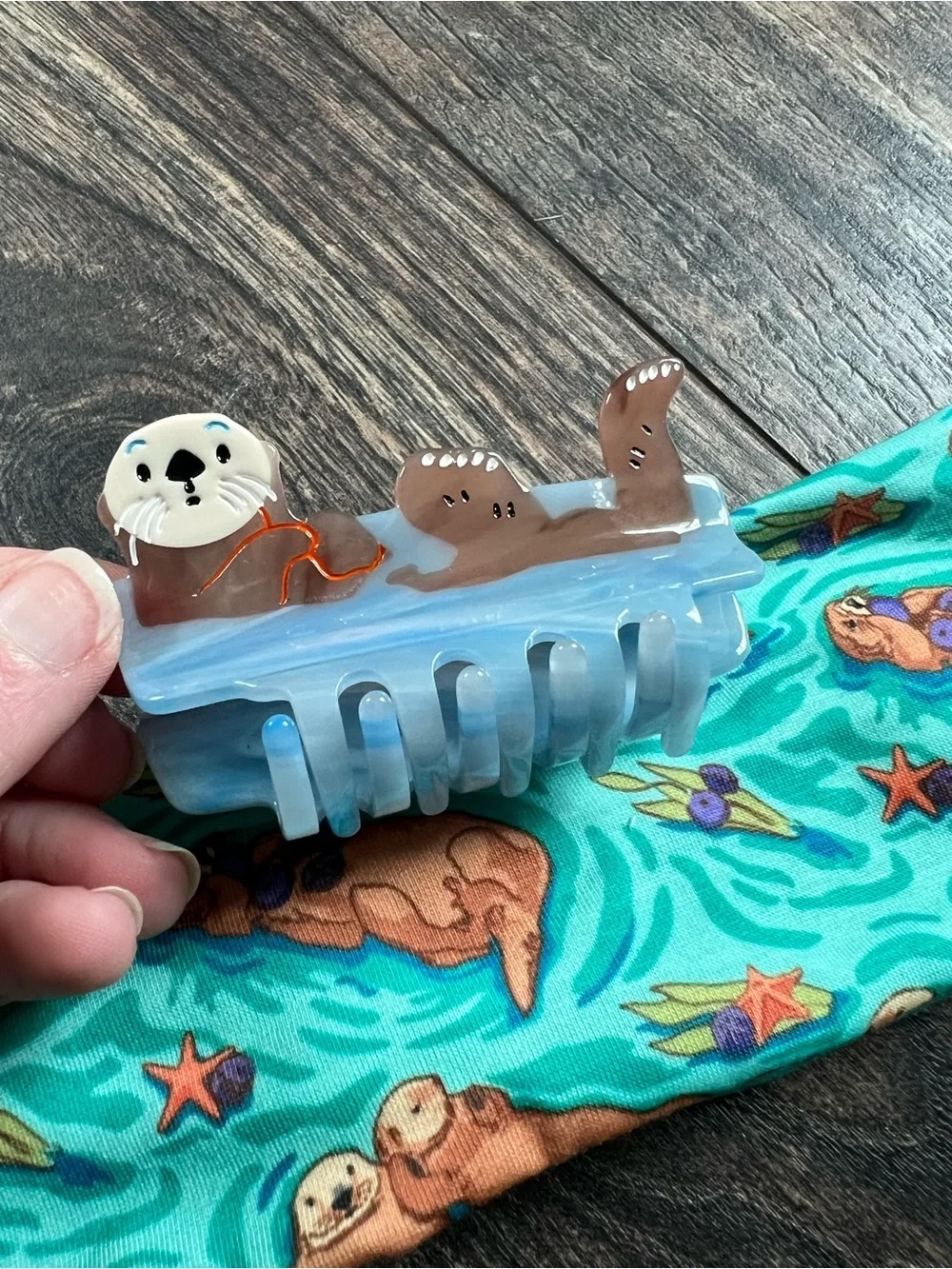 Sea otter hair clip, otter hair clip, ocean hair clip